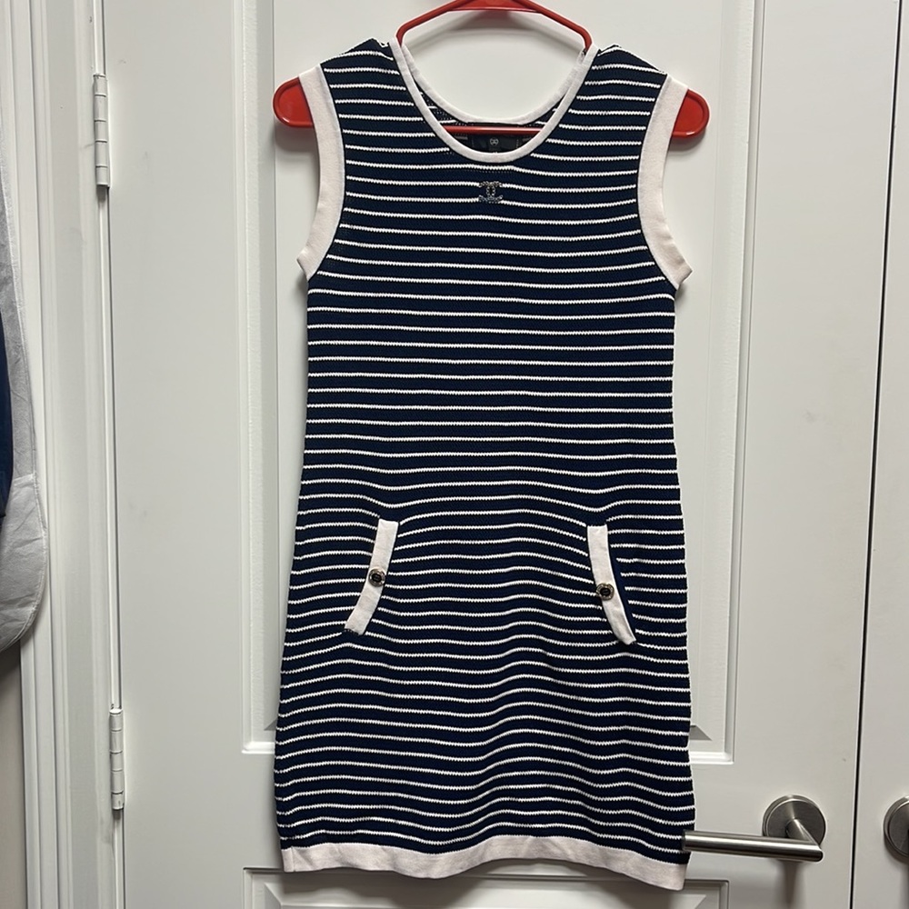Vintage - Chanel women dress size 36 fits both S-M